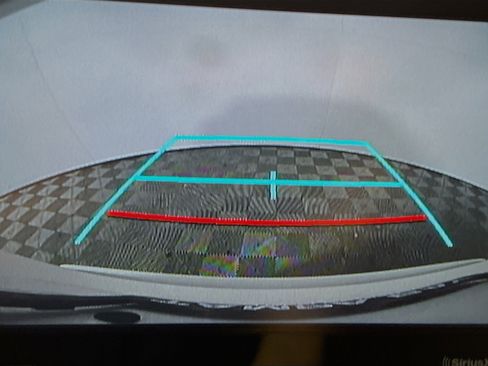 Used 2021 Toyota C-HR LE image 27