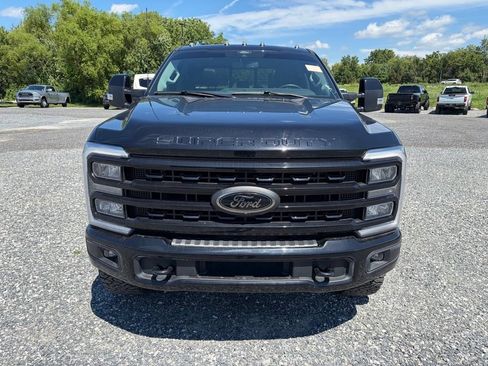 Used 2024 Ford F250 Lariat w/ Black Appearance Package AWD/4WD image 17