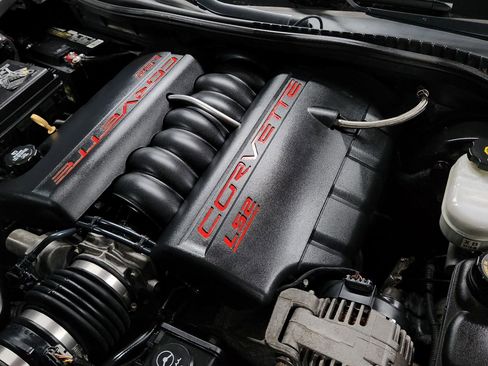 Used 2007 Chevrolet Corvette Convertible w/ Preferred Equipment Group image 58