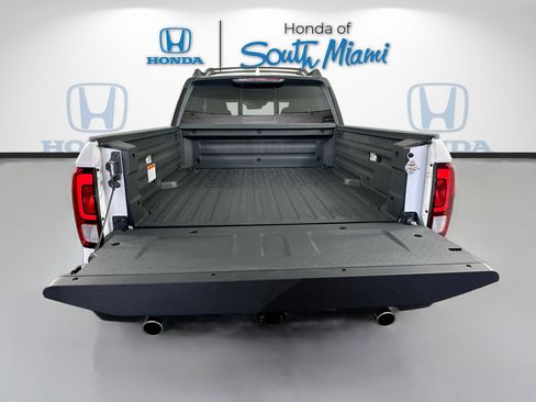 New 2025 Honda Ridgeline Black Edition image 21