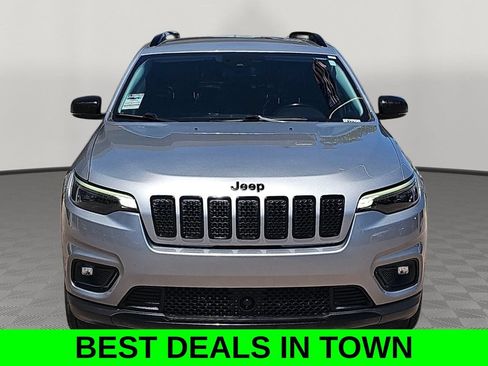 Used 2021 Jeep Cherokee Latitude Plus FWD image 8