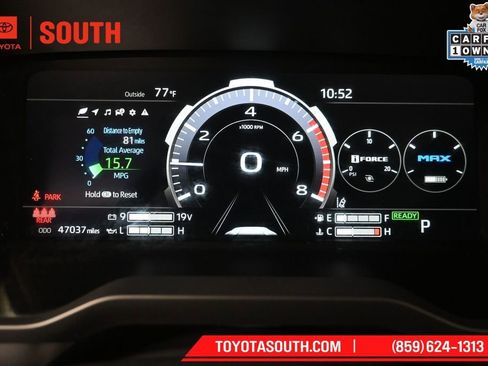 Used 2023 Toyota Tundra Limited w/ TRD Off-Road Package AWD/4WD image 12
