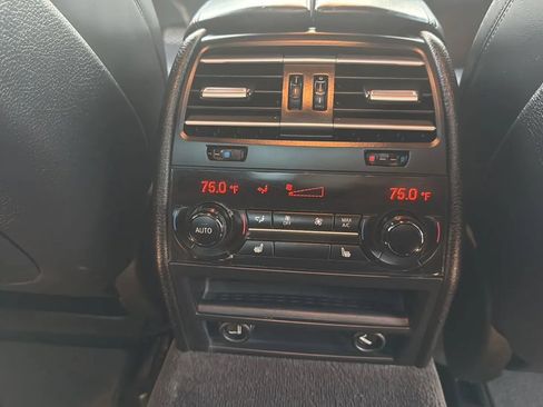 Used 2014 BMW 750Li xDrive AWD/4WD image 24