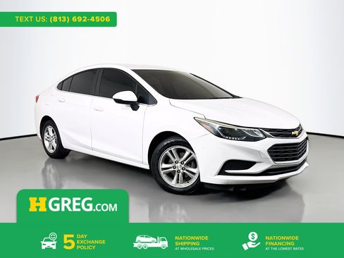 Used 2017 Chevrolet Cruze LT image 1