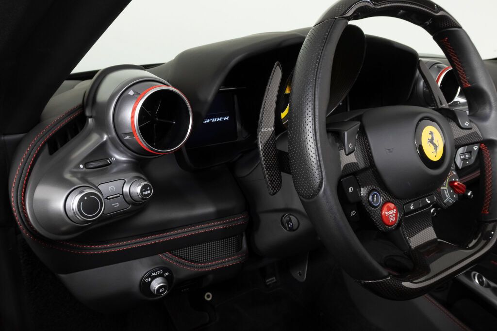Used 2022 Ferrari F8 Tributo RWD image 36