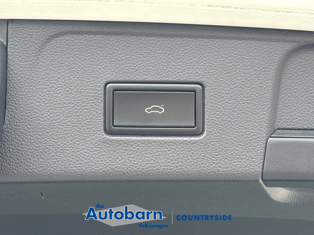 Used 2019 Volkswagen Atlas SEL Premium AWD/4WD image 33