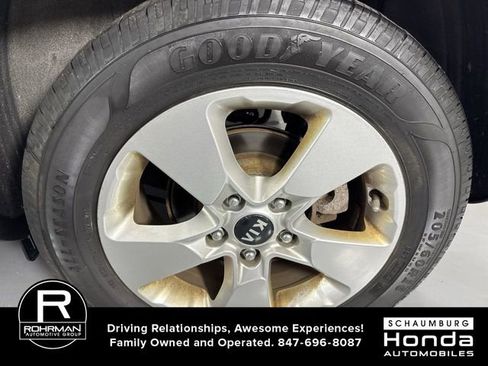 Used 2017 Kia Soul w/ Convenience Package FWD image 5