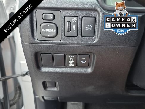 Used 2024 Toyota 4Runner SR5 AWD/4WD image 23