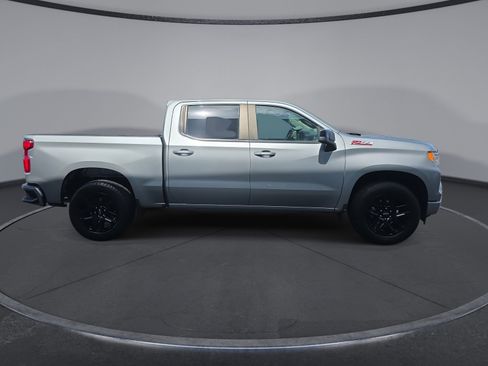 Used 2023 Chevrolet Silverado 1500 RST w/ Z71 Off-Road Package AWD/4WD image 9