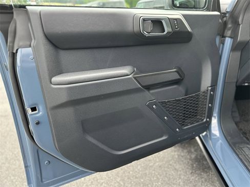 New 2025 Ford Bronco Badlands image 8