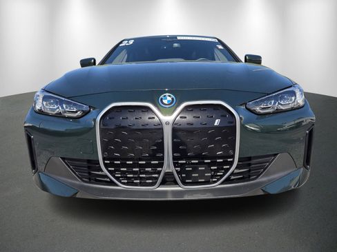 Certified 2023 BMW i4 eDrive40 image 2