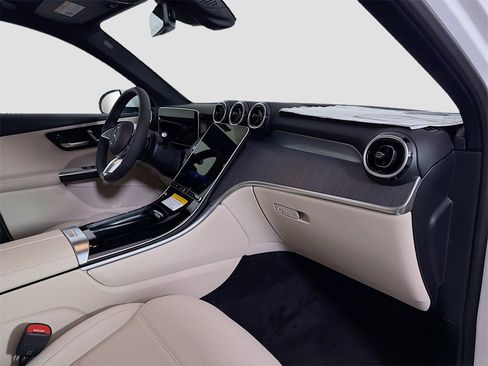New 2026 Mercedes-Benz GLC 300 4MATIC image 31