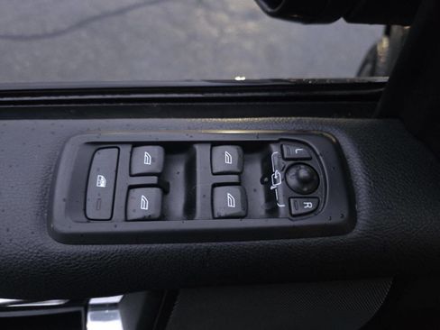 Used 2010 Land Rover LR4 HSE LUX AWD/4WD image 19