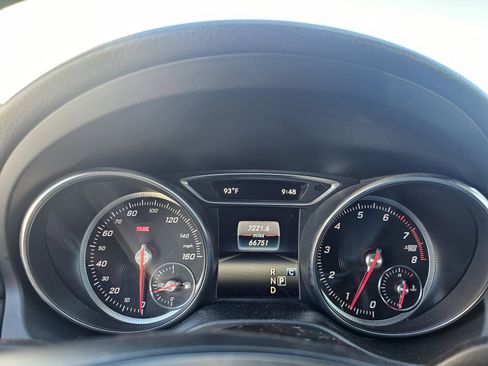 Used 2020 Mercedes-Benz GLA 250 image 11