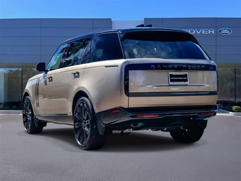 New 2026 Land Rover Range Rover Long Wheelbase SE image 6