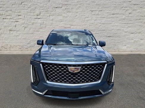 Certified 2025 Cadillac Escalade Premium Luxury w/ LPO, Floor Liner Package AWD/4WD image 2