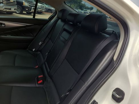 Used 2022 INFINITI Q50 Luxe w/ Cargo Package AWD/4WD image 10