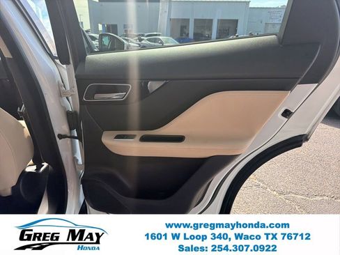 Used 2018 Jaguar F-PACE Premium AWD/4WD image 28