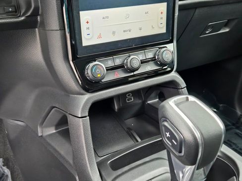 New 2025 Ford Ranger XLT w/ Equipment Group 301A High image 28