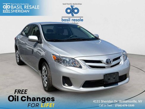 Used 2012 Toyota Corolla LE FWD image 1