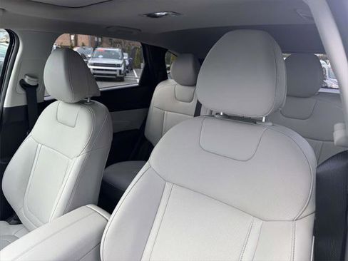 Certified 2025 Hyundai Tucson SEL image 17