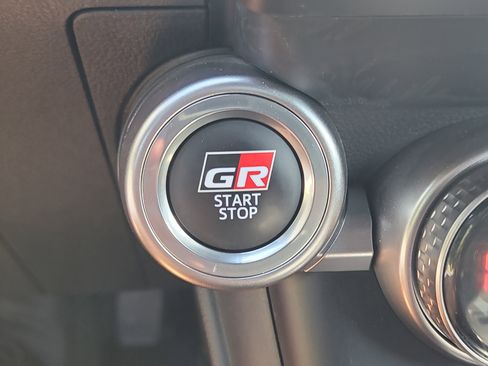 Used 2023 Toyota GR86 image 19