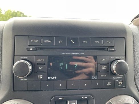 Used 2017 Jeep Wrangler Unlimited Sport w/ Quick Order Package 23S image 16