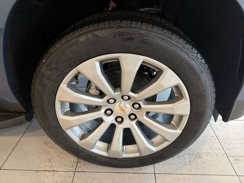 New 2026 Chevrolet Suburban Premier w/ Sun And Tow Package image 14