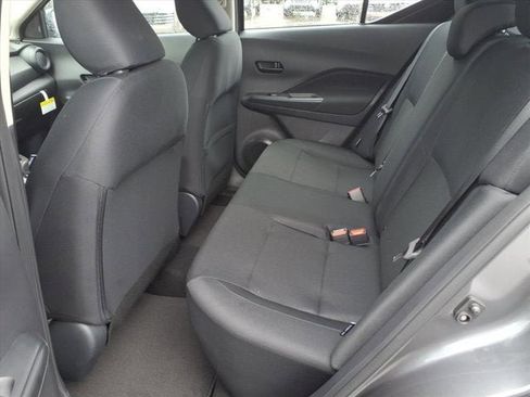 New 2025 Nissan Kicks Play S image 6