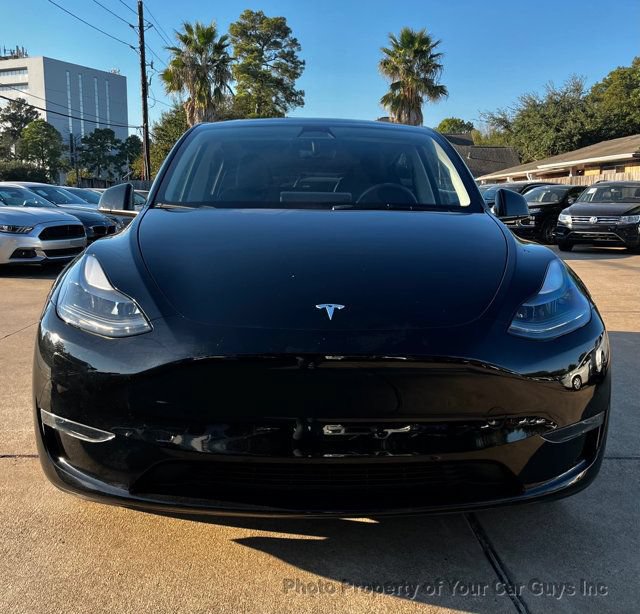 Used 2023 Tesla Model Y Long Range AWD/4WD image 2