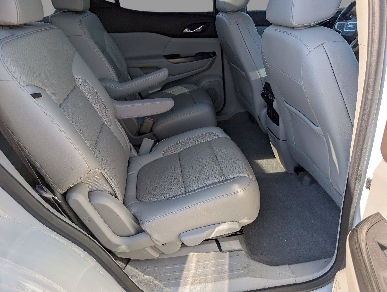 Used 2020 GMC Acadia SLT w/ Premium Package FWD image 38
