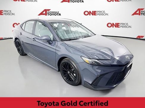 Certified 2025 Toyota Camry SE FWD image 1