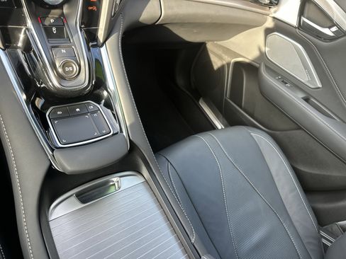 Used 2022 Acura RDX AWD w/ Technology Package image 19