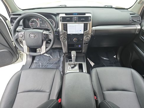 Used 2022 Toyota 4Runner TRD Sport image 9