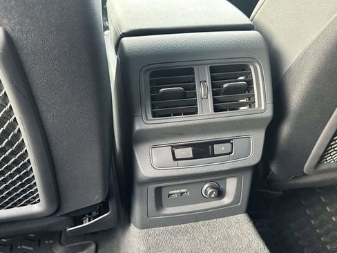 Used 2023 Audi Q5 2.0T Premium Plus w/ Premium Plus Package image 16