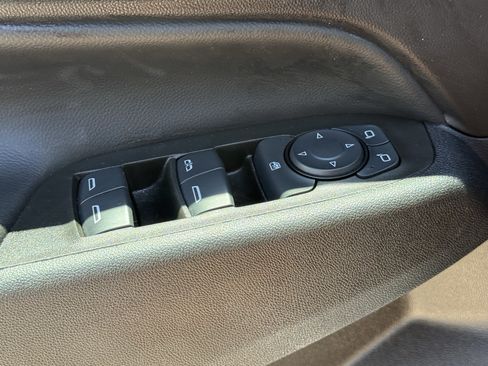 Used 2024 Chevrolet Equinox LT AWD/4WD image 27