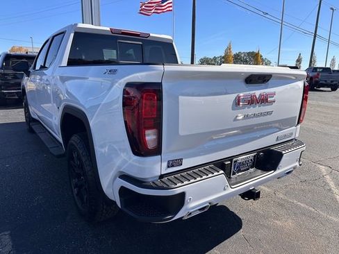 New 2026 GMC Sierra 1500 Elevation w/ Elevation Premium Package image 8