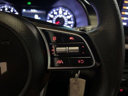 Used 2023 Kia Forte LXS w/ LXS Technology Package image 32