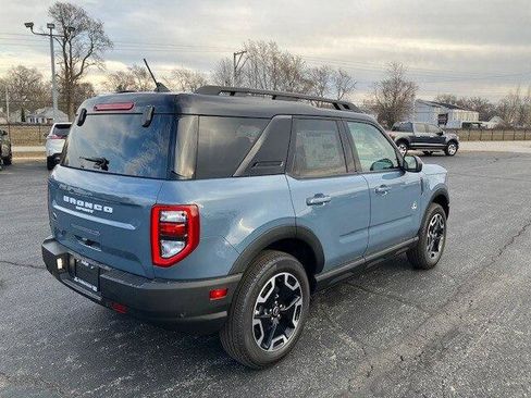 New 2024 Ford Bronco Sport Outer Banks image 5