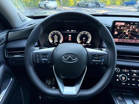 Used 2025 INFINITI QX60 Luxe w/ Cargo Package FWD image 17