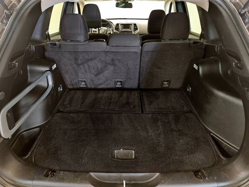 Used 2015 Jeep Cherokee Latitude image 25