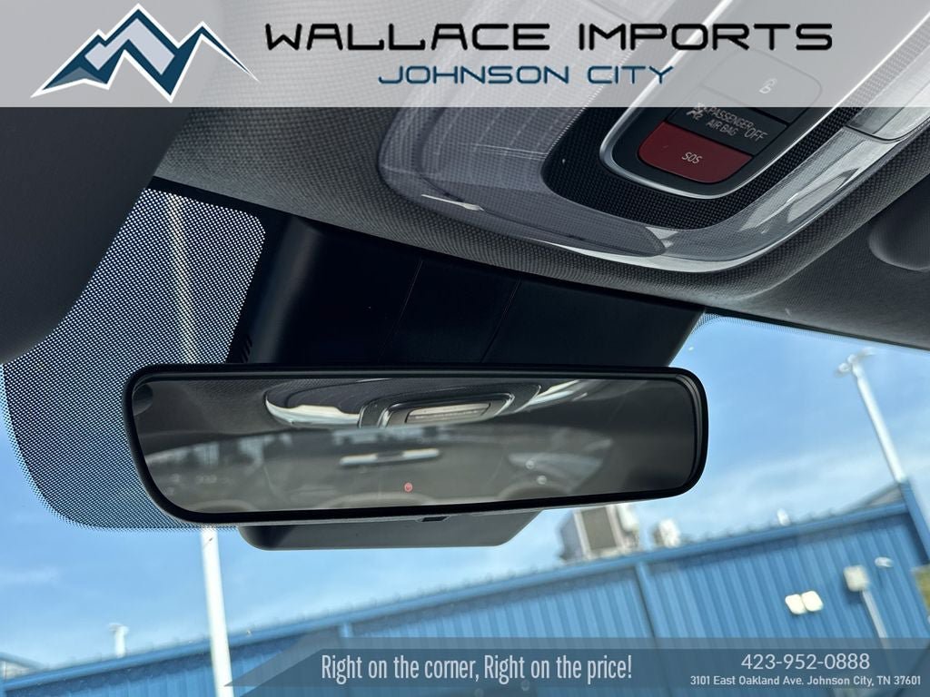 Used 2023 Hyundai Elantra SEL w/ Cargo Package FWD image 15