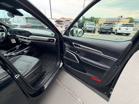 Used 2024 Kia Telluride EX X-Line AWD/4WD image 29