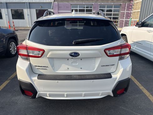 Used 2019 Subaru Crosstrek 2.0i Limited w/ Moonroof Package w/Navigation AWD/4WD image 4