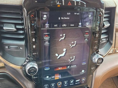 Used 2020 RAM 3500 Limited image 21