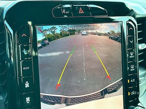 New 2026 RAM 1500 4x4 Crew Cab image 9