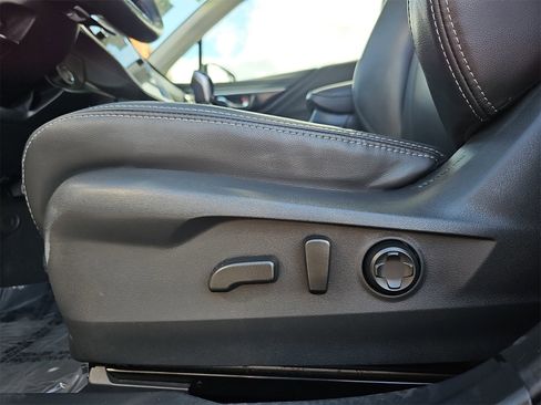 Used 2023 Subaru Outback Limited XT image 30