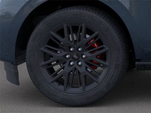 New 2025 Ford Expedition Max Platinum w/ Stealth Performance Package image 19