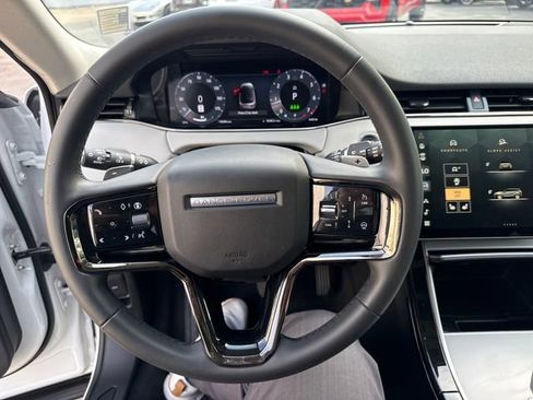 Used 2024 Land Rover Range Rover Evoque S AWD/4WD image 16