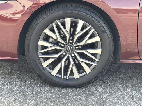 Certified 2023 Nissan Altima 2.5 SV FWD image 26